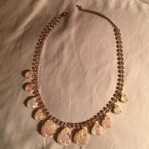 Elegant necklace