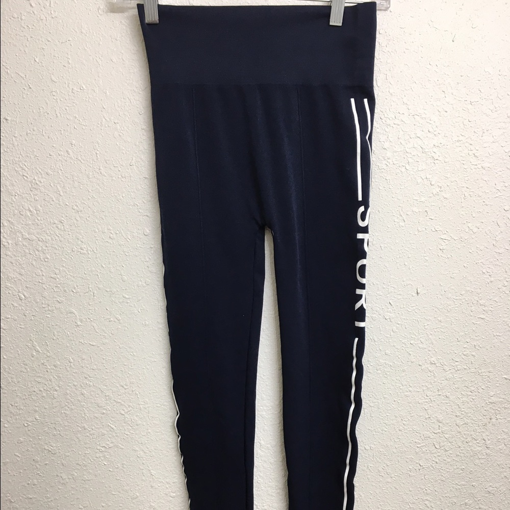 Workout leggings (small)