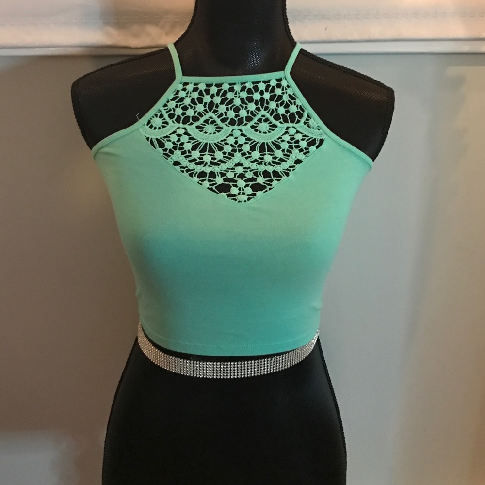 Teal detailed crop top