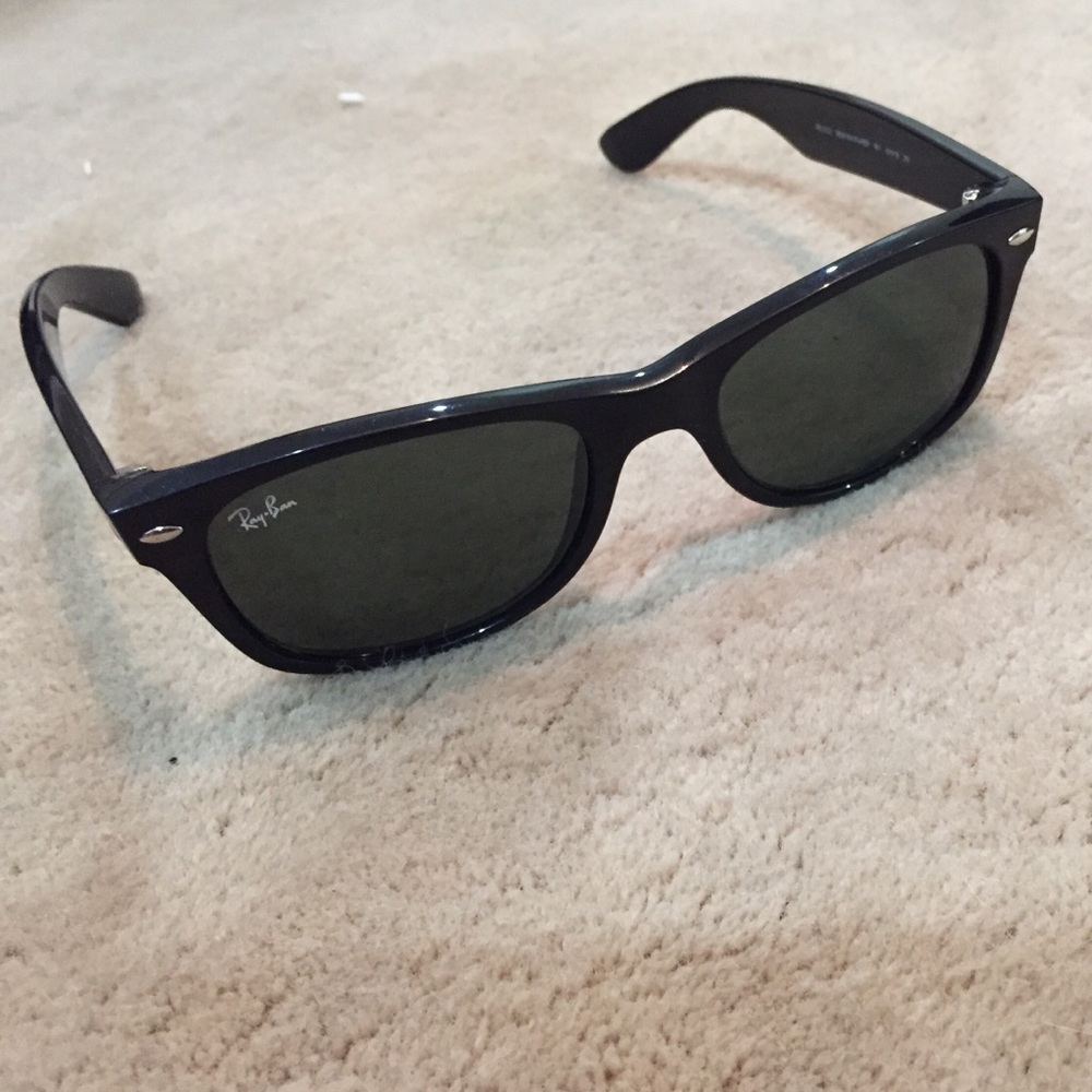 Ray Ban New WAYFARER