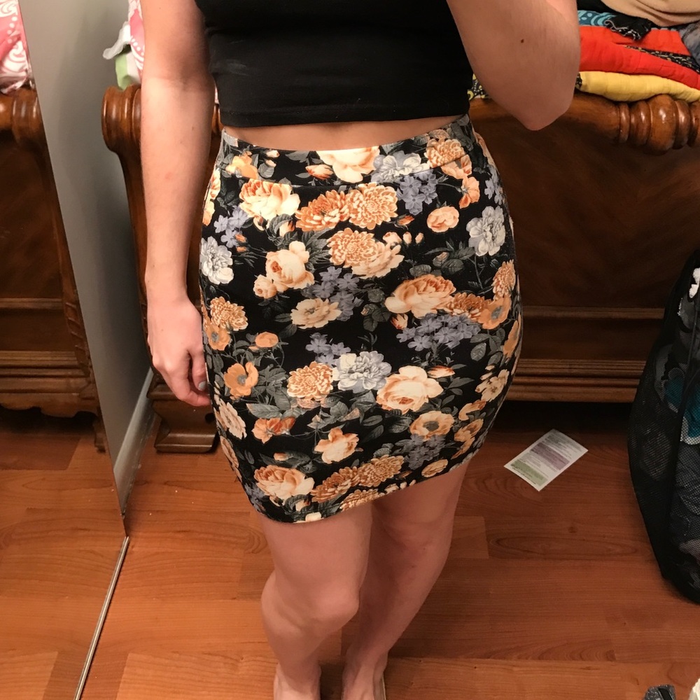 Forever 21 skirt