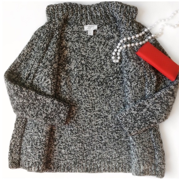 Brand new thick wool blend Cardigan - Picture 2 of 4