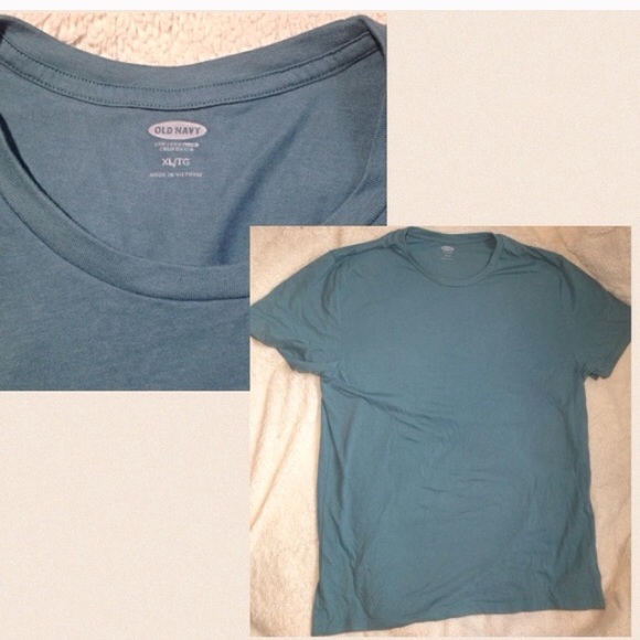 🎉CLOSET CLOSED - Picture 4 of 4