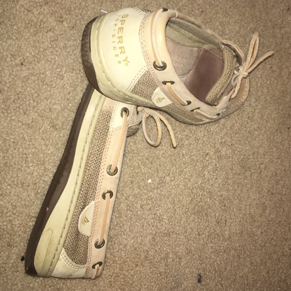 Sperry - Picture 2 of 3
