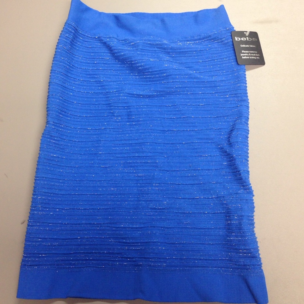 Bebe skirt