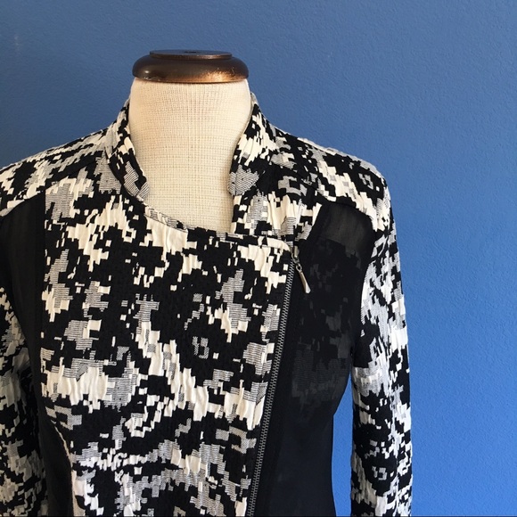 s -twelve Jackets & Blazers - 🎉HP🎉 s - twelve Black & White Blazer