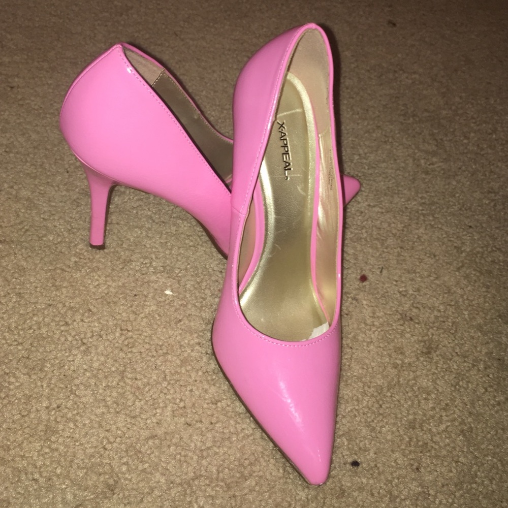 Pink Pointed-toe Heels