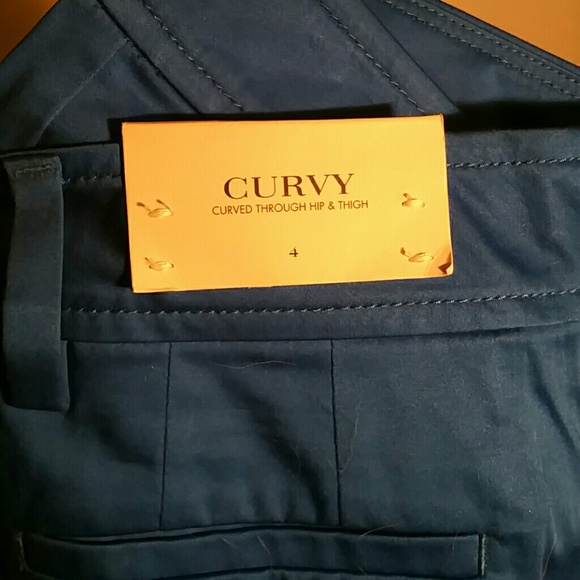 Shorts - Picture 3 of 3