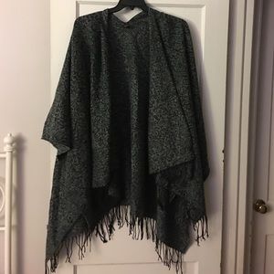 Gray shawl