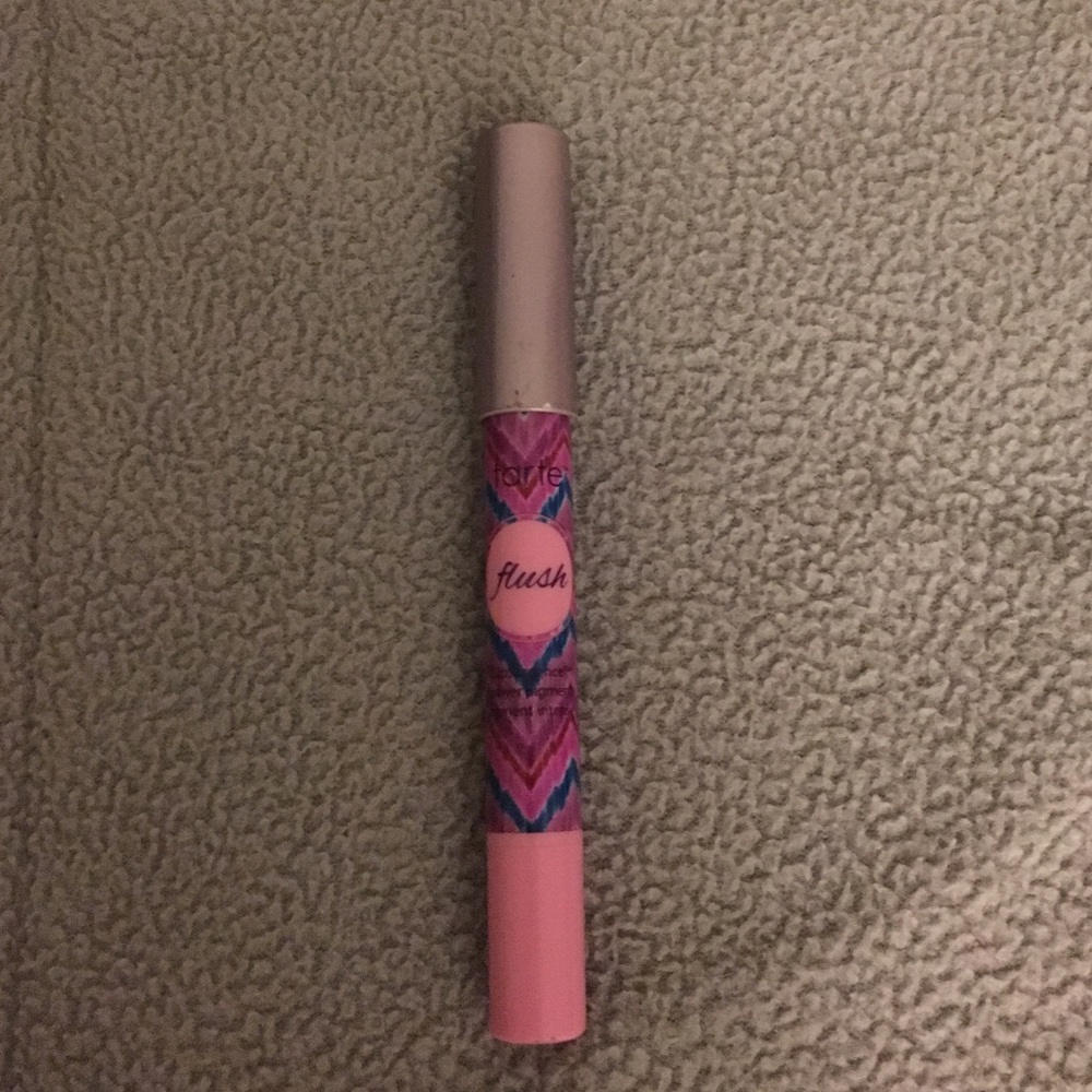 Tarte flush lipgloss lip surgence
