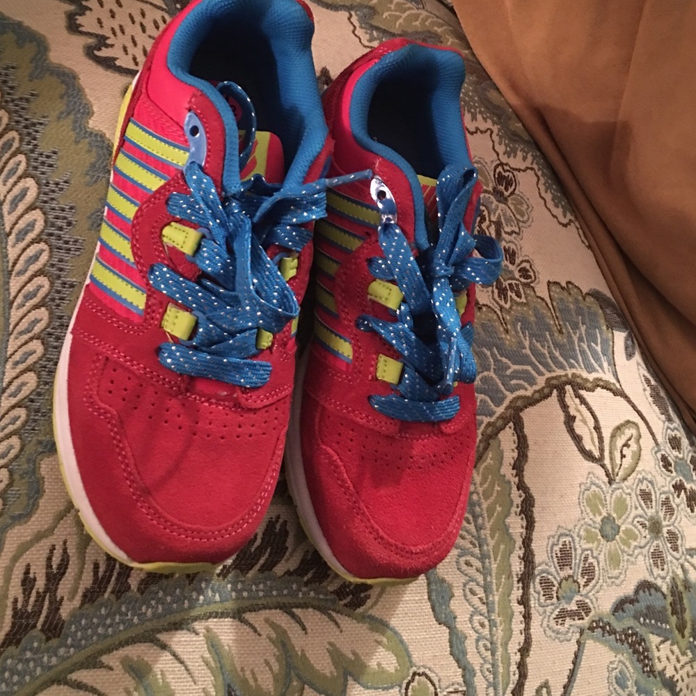 K-Swiss "Wonder Woman" athletic shoes