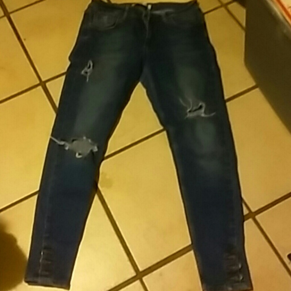 6 Zara basic denim super skinny jeans