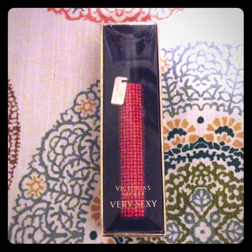 🆕 Victoria's Secret Very Sexy