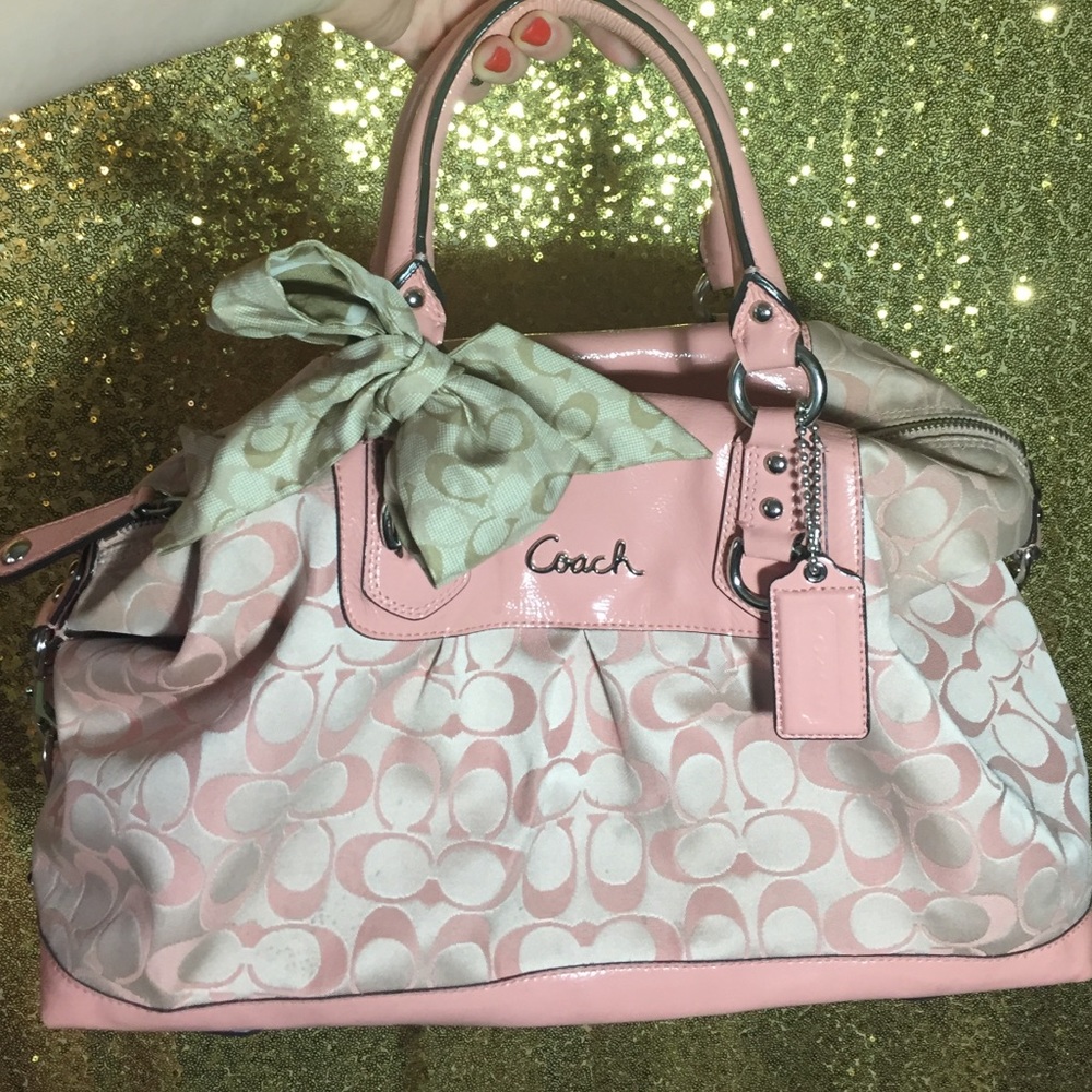 Baby Pink Coach Bag 💕