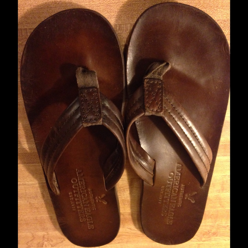 American Eagle Men's Leather Flip Flops
