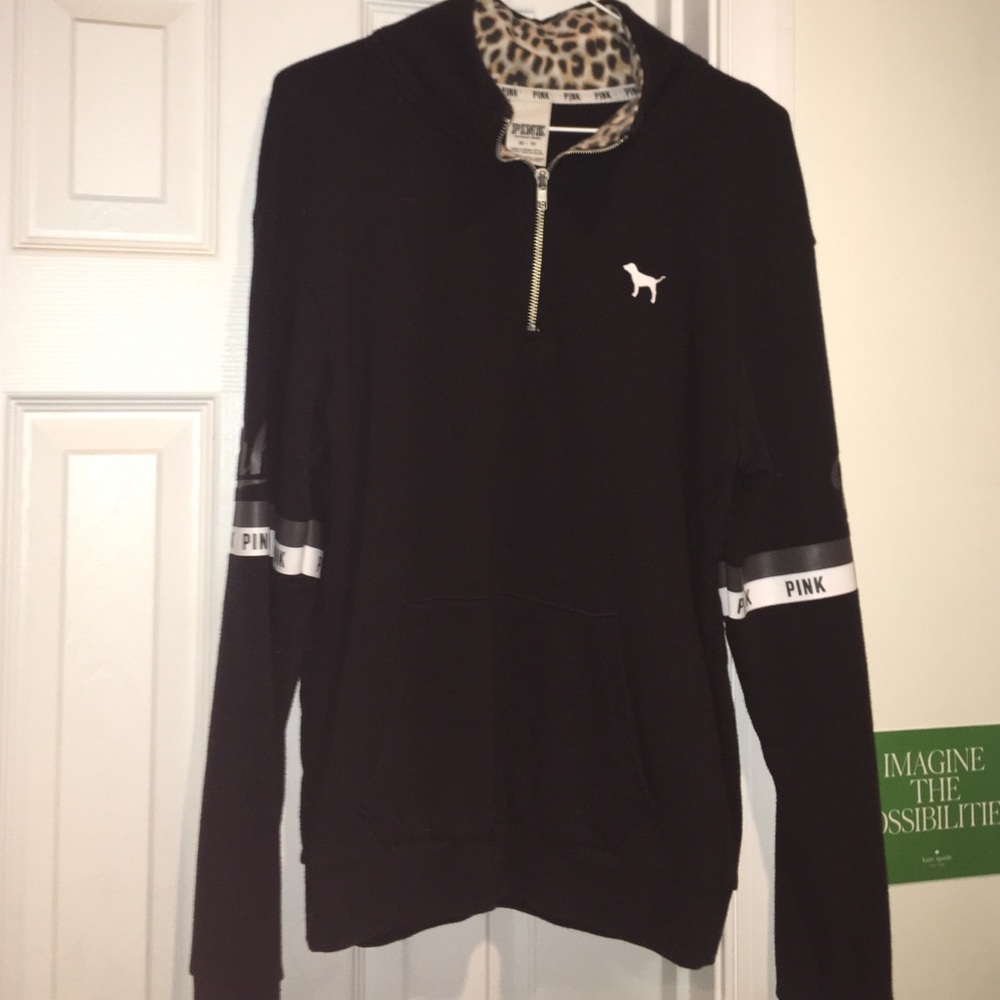 VS Pink Half-zip