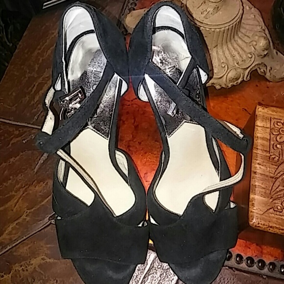 Michael Kors Heels - Picture 1 of 3