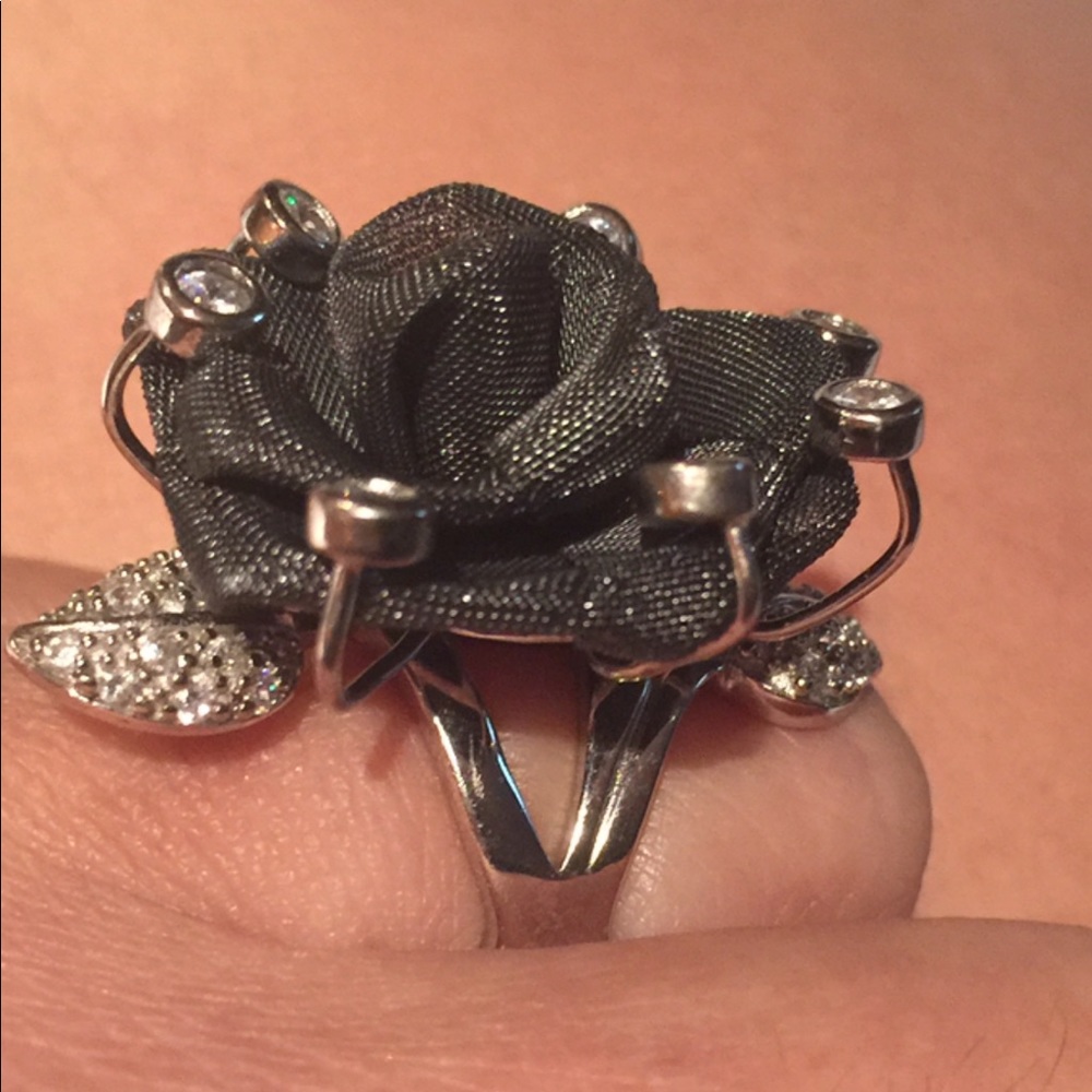 925 Sterling Silver & 18k White Gold Rose Ring - Picture 5 of 6