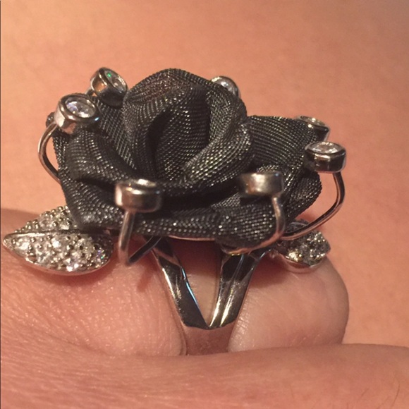 925 Sterling Silver & 18k White Gold Rose Ring - Picture 5 of 6