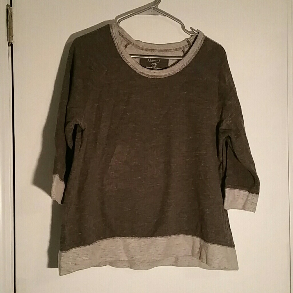 Sweatshirt