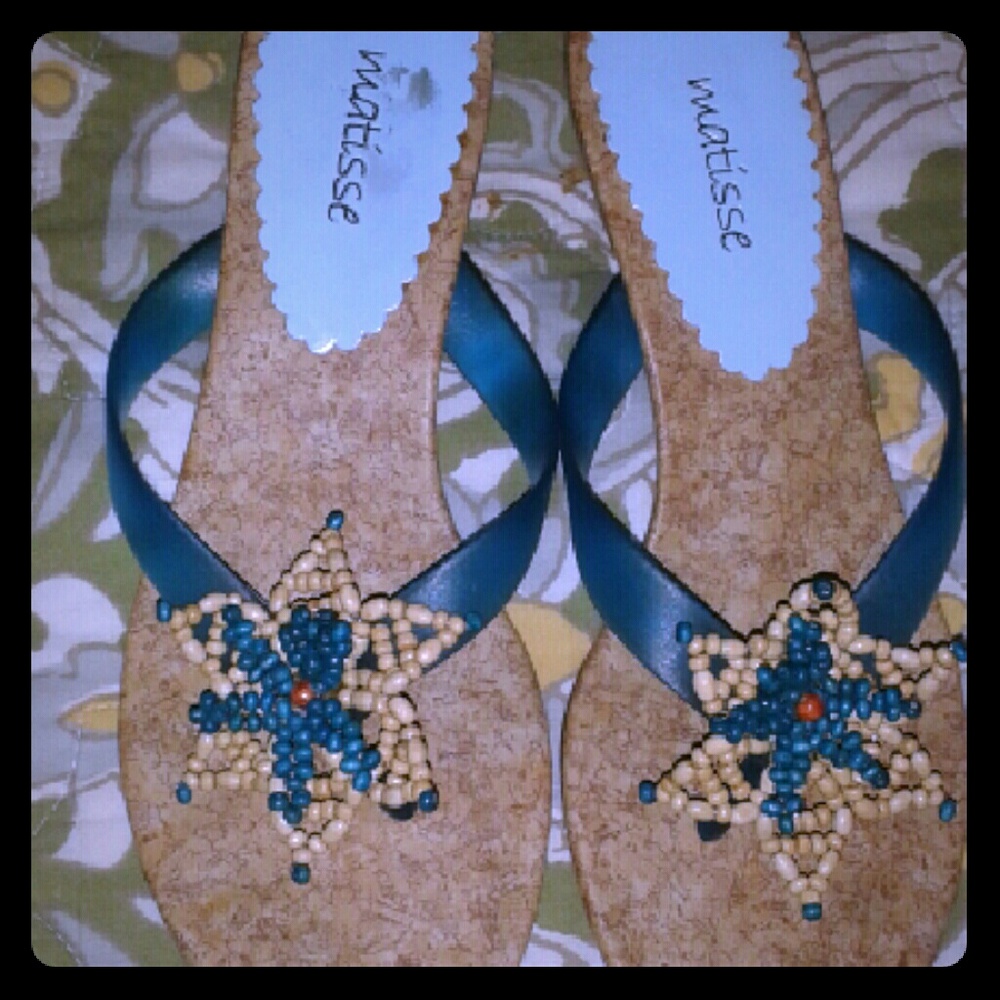 Cute Kitten Heel Sandals!