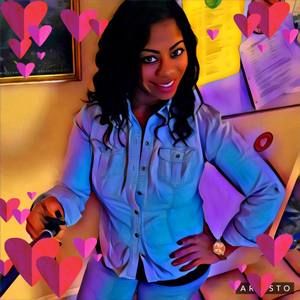 Meet your Posher, Kiana