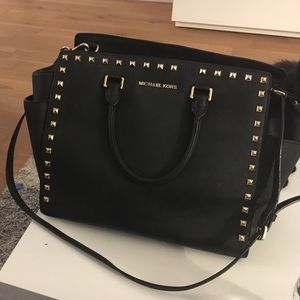 Michael Kors large studded Selma Saffiano tote