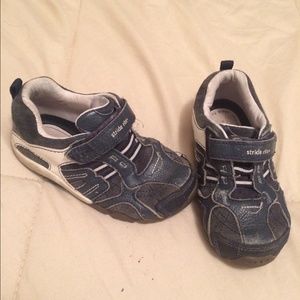 Stride Rite Leather shoes size 8W toddler boys