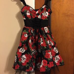 Sugar skull day of the dead dress