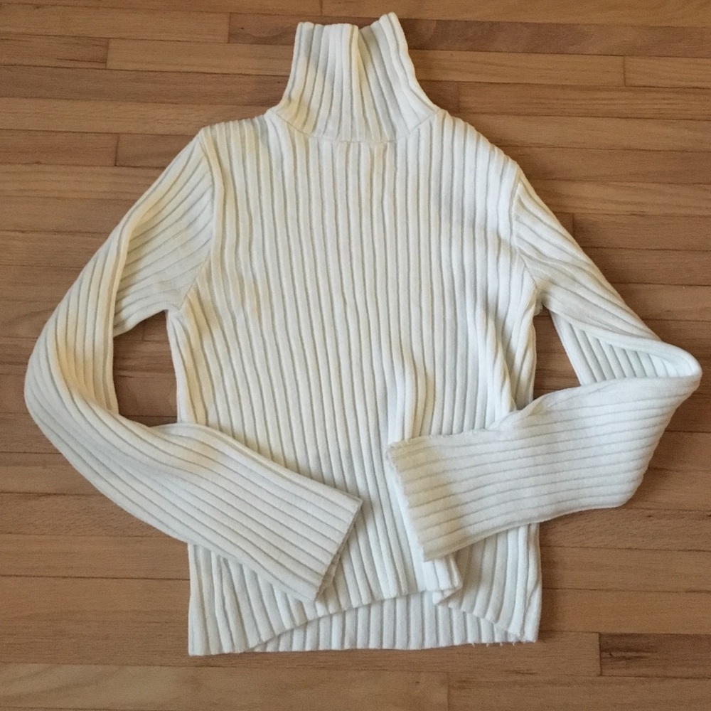 90s Classic Cream/White Ribbed Chunky Turtleneck