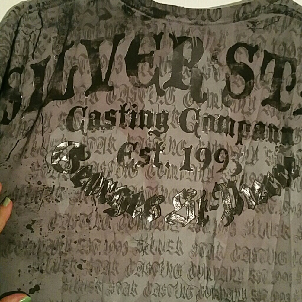 Shirt - Picture 3 of 4