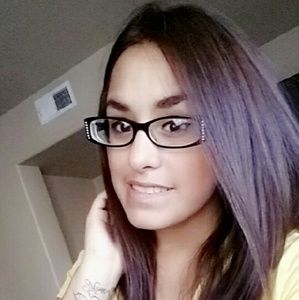 Meet your Posher, Marissa