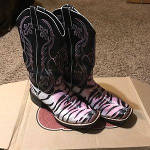 Women's size 9 Nocona Boots