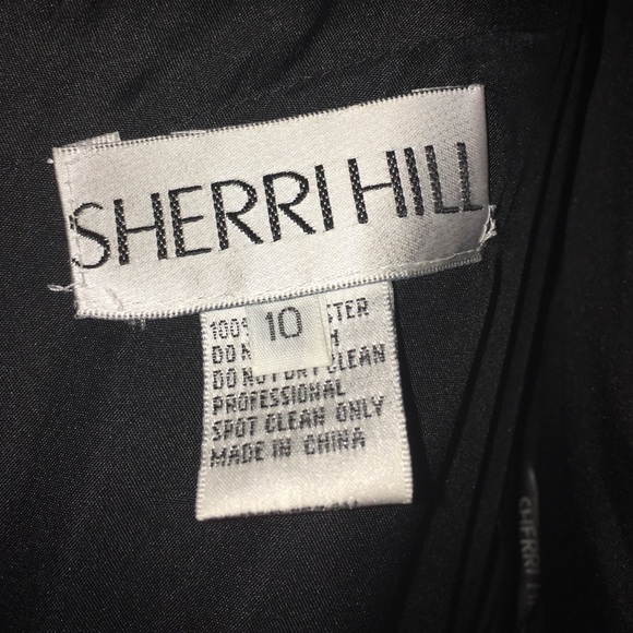 Sherri Hill Prom Dress - Picture 4 of 4