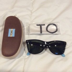 TOMS Sunglasses
