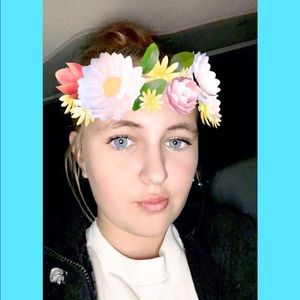 Meet your Posher, Ava