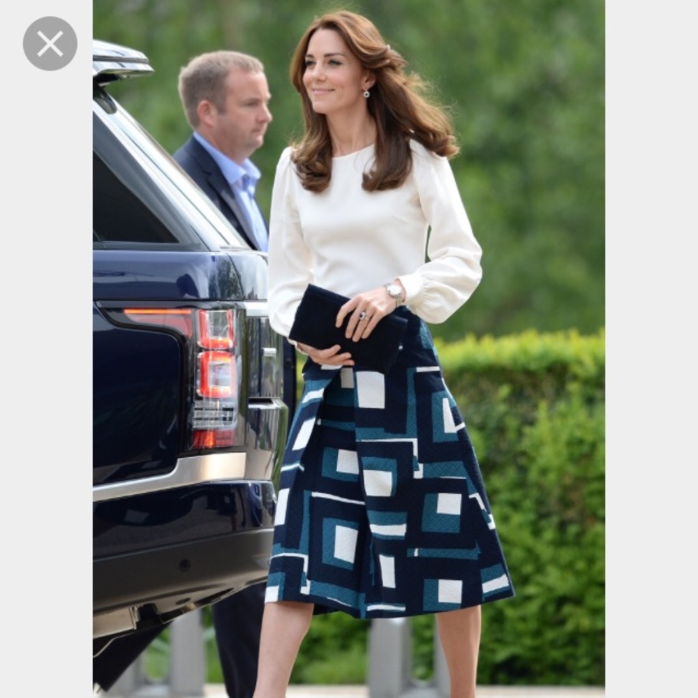 Geometric midi skirt, Kate Middleton has it too!