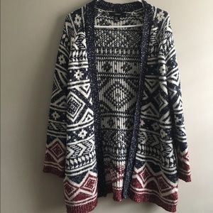 Oversized cardigan with pockets