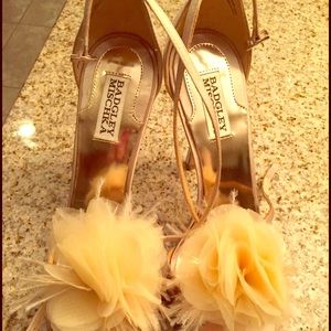 Shoes! Brand new! Beige with feather details.
