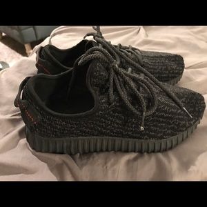 Adidas Boost size 8.5 black