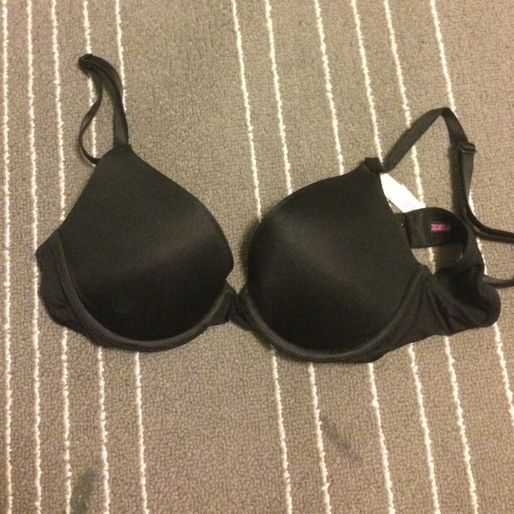VS pink push up bra