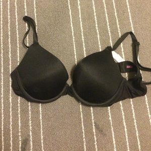 VS pink push up bra