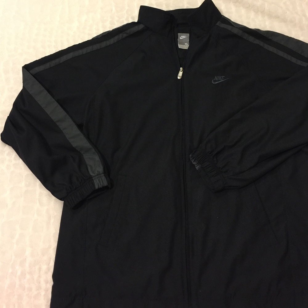 Nike unisex zip up jacket