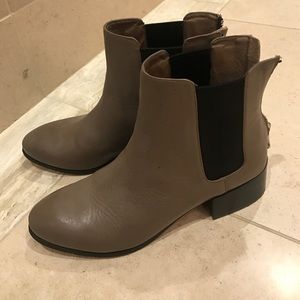 Steve Madden leather boots