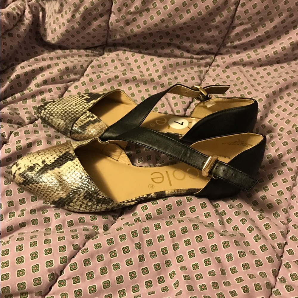 Snake print strap on flats