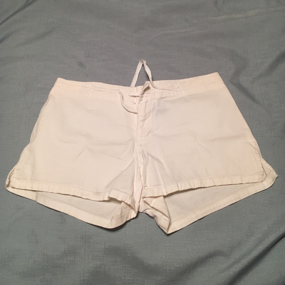 White express shorts