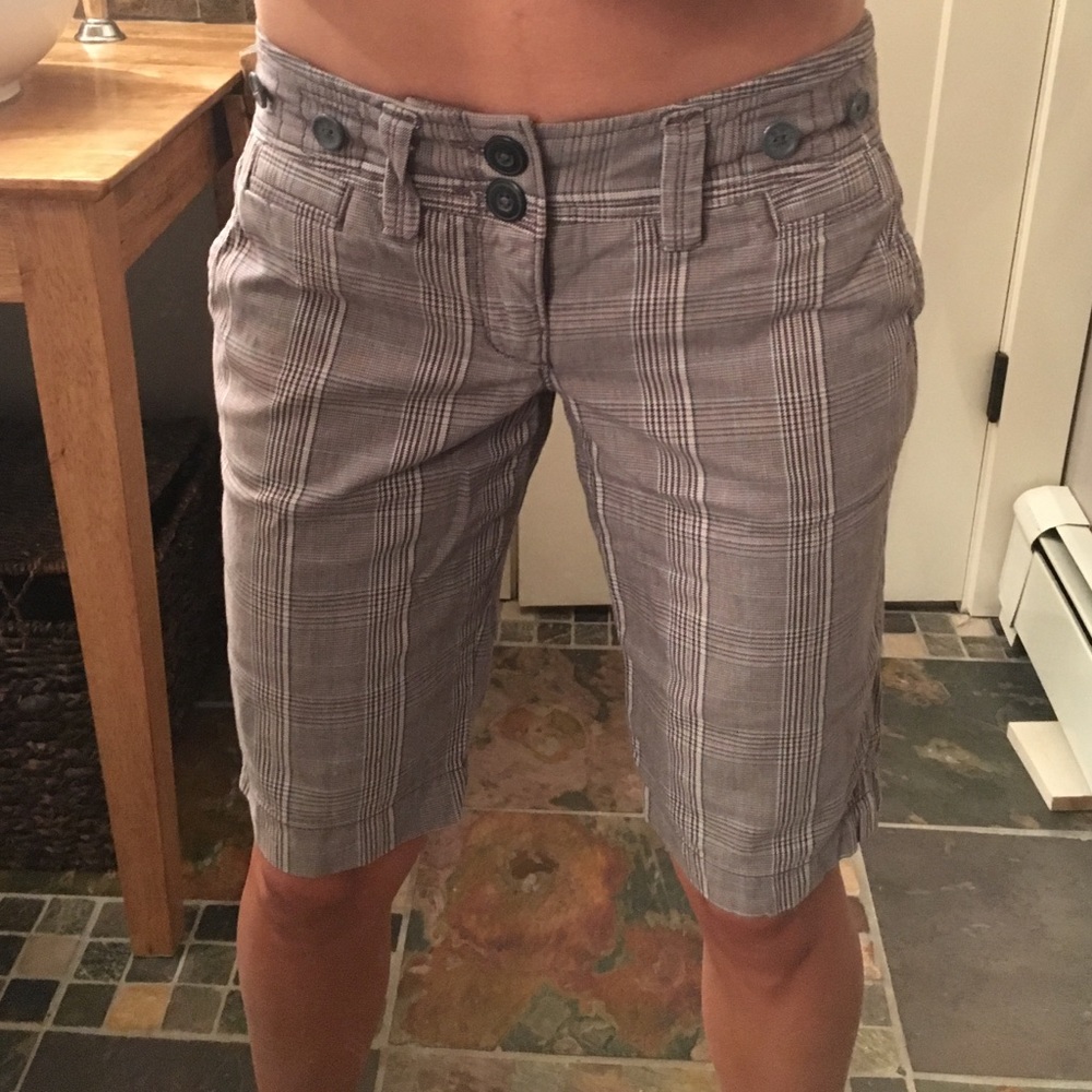 American eagle Bermuda shorts
