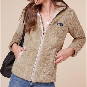 Los Gatos Patagonia fleece zip up jacket.