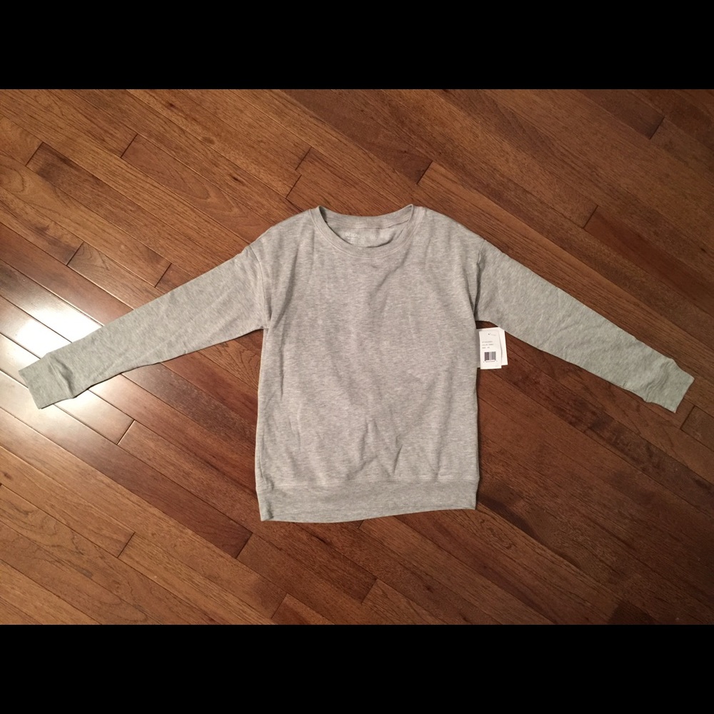 Beyond Yoga women XS gray open back sweatshirt NWT