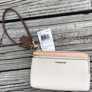 NWT Coach Saffiano Leather, Double Zip Wristlet
